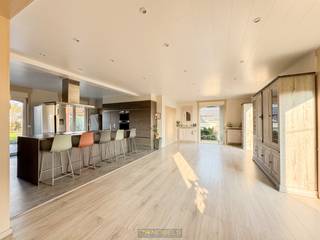 1ste bezoekdag zaterdag 13 december! Inschrijven kan via www.nobels.be onder referentienummer 4198141.INSTAPKLARE FRANSE KOPPELVILLA met 4...