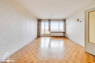 Dit appartement is gelegen op een bijzonder strategische locatie, met een vlotte verbinding naar verschillende invalswegen en een goede...