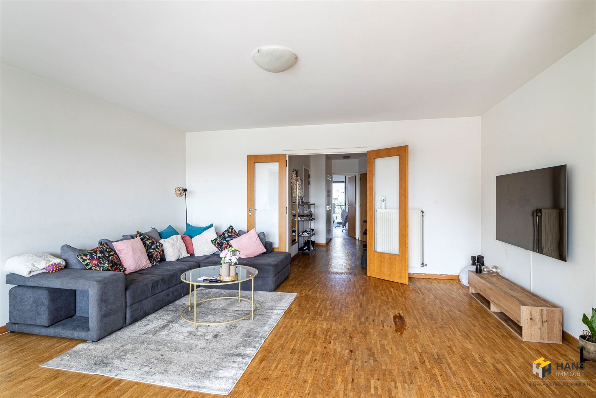 Ruim appartement (117 m²) met 2 slaapkamers, garagebox en 2 terrassen in Deurne. - foto 5