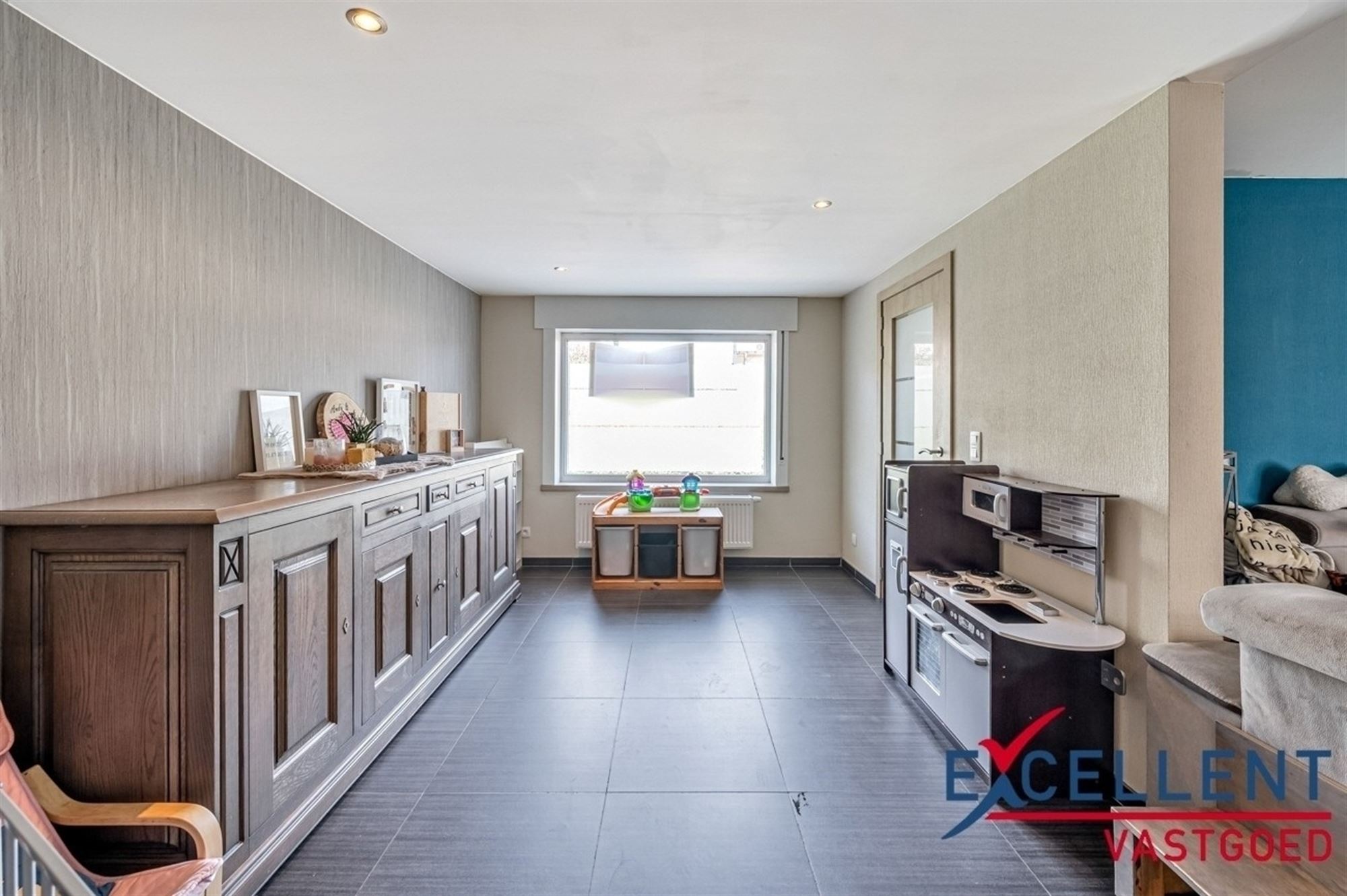 Instapklare ruime woning met doorgang naar tuin te brakel - foto 3