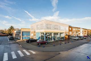 Welkom in Boom!Dit handelspand is gelegen in het hart van Boom, een strategische locatie die garant staat voor een goede bereikbaarheid. De centrale...