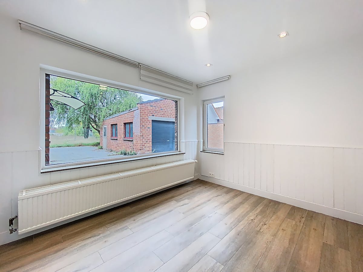 Ruime halfopen woning met 5 slaapkamers in Aalter - foto 4