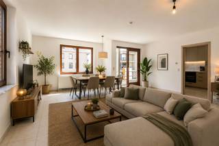 <div> <div> <section> <div> <div> <div> <div> <div> <div> <p><span>Instapklaar appartement van 125 m² met 2 ruime slaapkamers en optionele garage in Burcht</span></p> <p><span>Bent u op zoek naar een ruim appartement waar u zonder verbouwingen kunt intrekken? Dan is dit verzorgd appartement op de eerste verdieping aan de Idsteinlaan 40 in Burcht absoluut een bezoek waard.</span></p> <p><span>Met een bewoonbare oppervlakte van maar liefst 125 m² biedt dit appartement uitzonderlijk veel ruimte. De lichtrijke leefruimte vormt het hart van de woning en geeft toegang tot het zonnige balkon van 7 m². De volledig vernieuwde keuken is een echte meerwaarde en sluit aan op een praktische was- en bergplaats.</span></p> <p><span>Verder beschikt het appartement over twee volwaardige slaapkamers van ca. 20 m² en 13 m², een badkamer en een afzonderlijk gastentoilet.</span></p> <p><span>De woning werd recent opgefrist met nieuwe vloeren in de slaapkamers, fris geschilderde muren en een grondige opfrisbeurt, waardoor u hier onmiddellijk kunt intrekken.</span></p> <p><span>Troeven:</span><br /><span>✔ 125 m² bewoonbare oppervlakte</span><br /><span>✔ Vernieuwde keuken</span><br /><span>✔ 2 ruime slaapkamers</span><br /><span>✔ Balkon van 7 m²</span><br /><span>✔ Garage optioneel aan te kopen</span><br /><span>✔ Instapklaar</span><br /><span>✔ EPC C (239 kWh/m² jaar)</span><br /><span>✔ Centrale ligging nabij winkels, scholen en openbaar vervoer</span></p> <p><span>Vraagprijs appartement: €319.000</span><br /><span>Garage optioneel aan te kopen.</span></p> <p><span>Interesse? Contacteer ons vandaag nog voor een bezoek.</span></p> </div> </div> </div> </div> </div> </div> </section> </div> </div> <div></div>