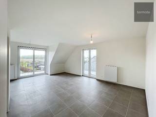 Recent dakappartement met twee slaapkamers & garage! Dit modern afgewerkt appartement is gelegen in de residentie 'Gisele' & biedt een stijlvolle,...