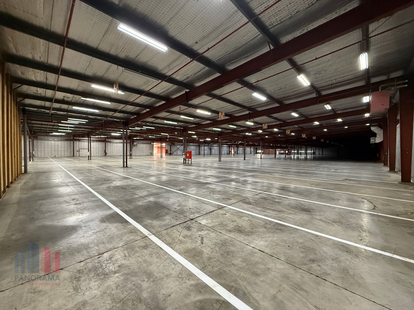 Bedrijfsgebouw op topligging met visibiliteit van de E17 te Sint-Niklaas - photo 2