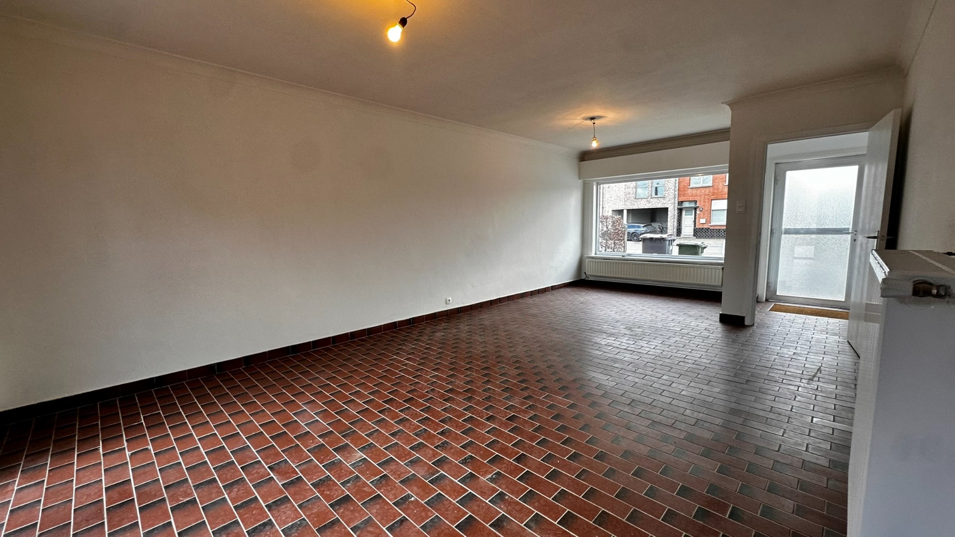 Gerenoveerde rijwoning te huur in Zele - foto 2