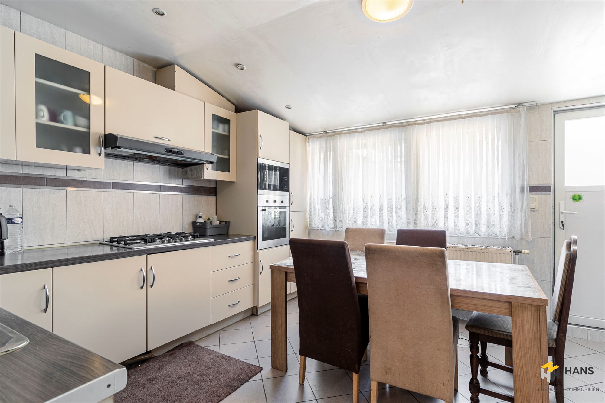House for sale in Antwerp with 6 bedrooms - photo 5
