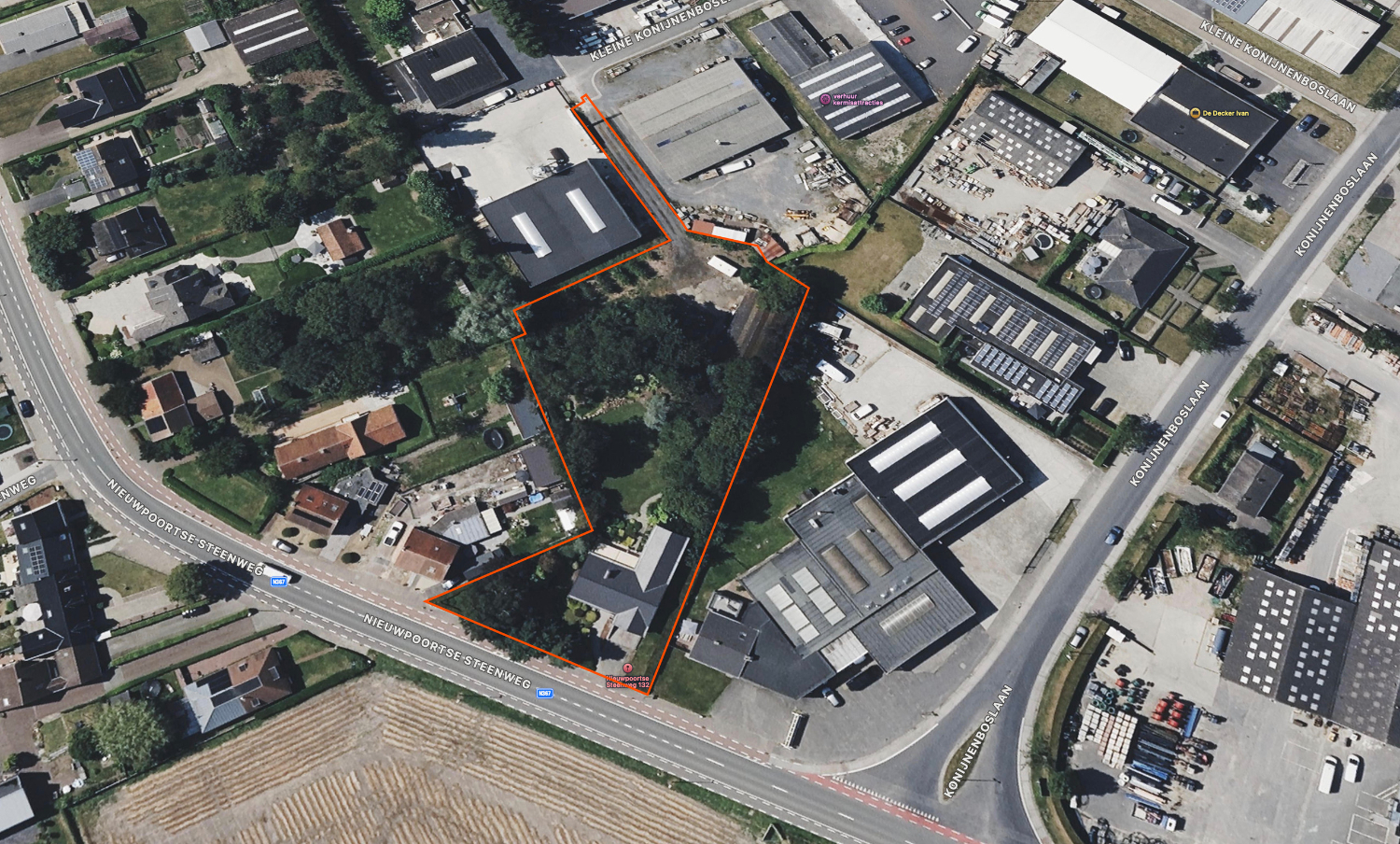 Uniek perceel met villa, loods en uitbreidingsmogelijkheiden - photo 1