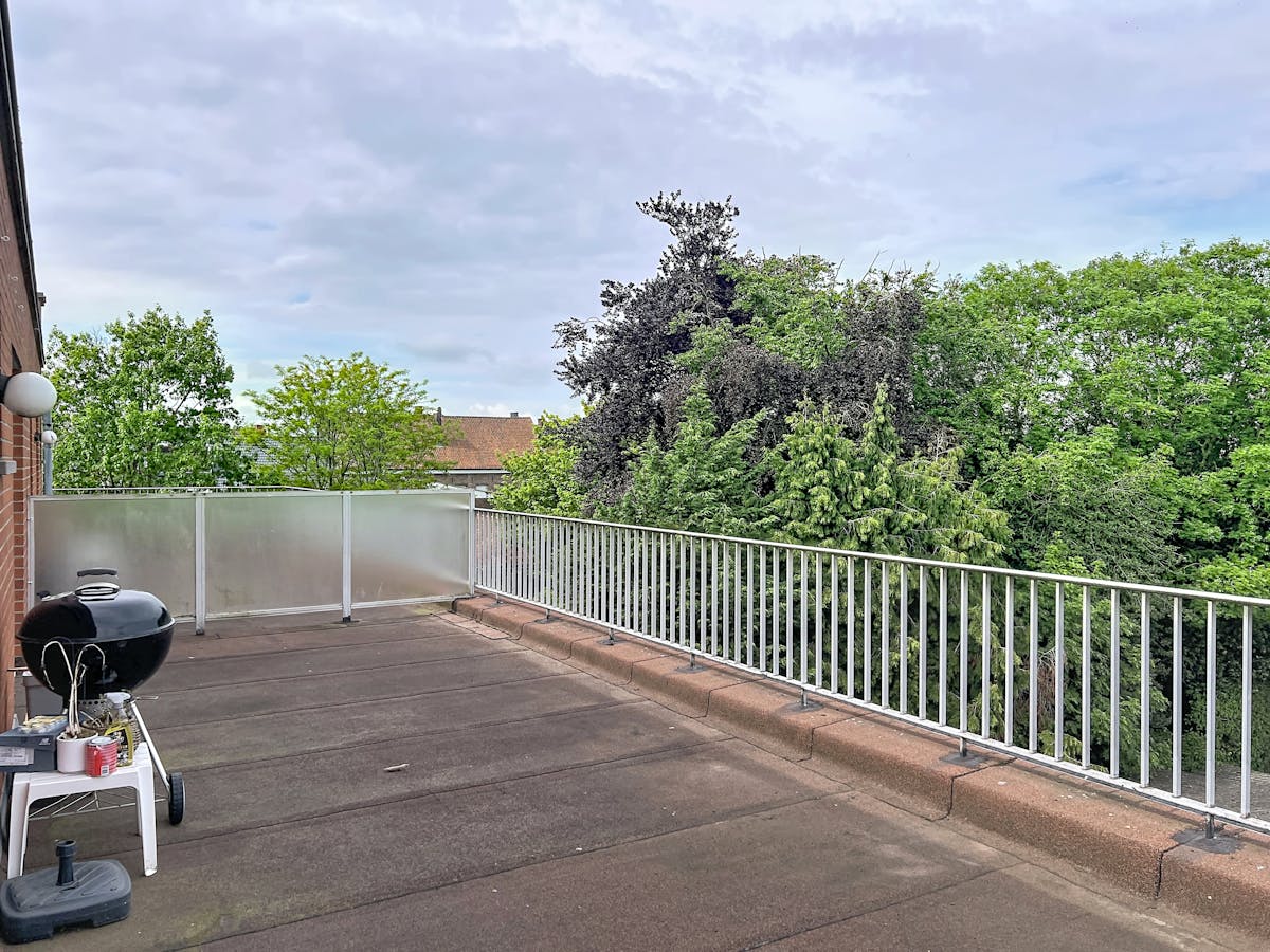 Appartement met 1 slaapkamer 2 ruime terrassen te Roeselare. - foto 4