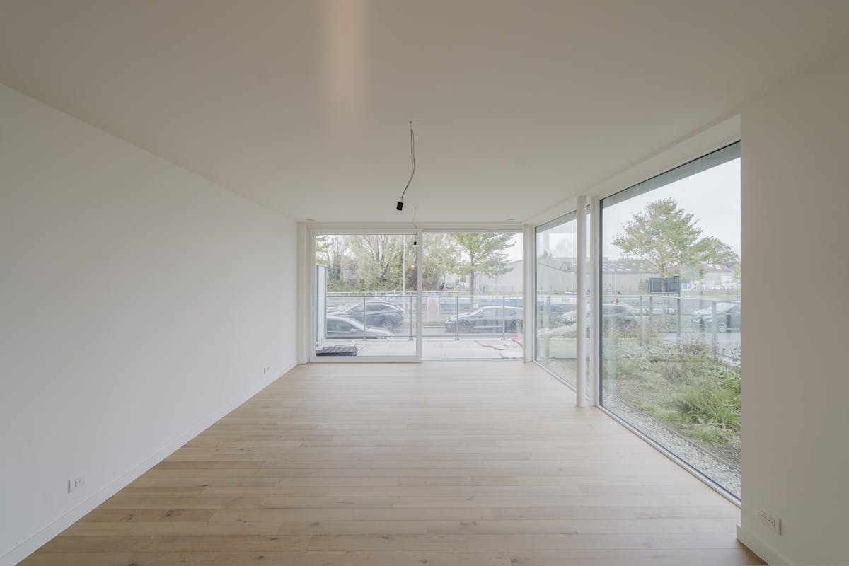 3-bedroom apartment for sale on the waterfront in Harelbeke - photo 4