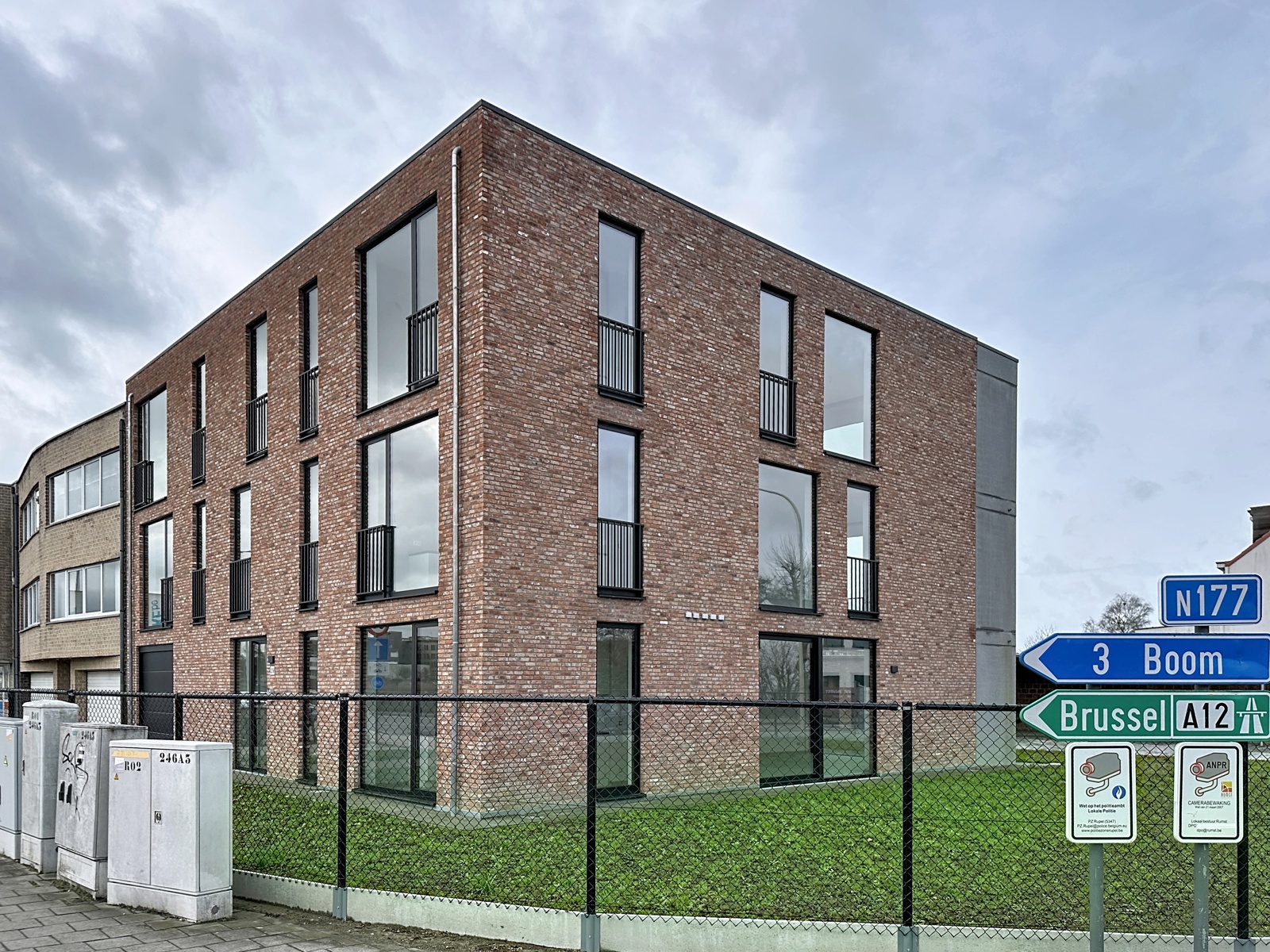 Nieuwbouw appartement op 1e verdieping gelegen te Reet - foto 2