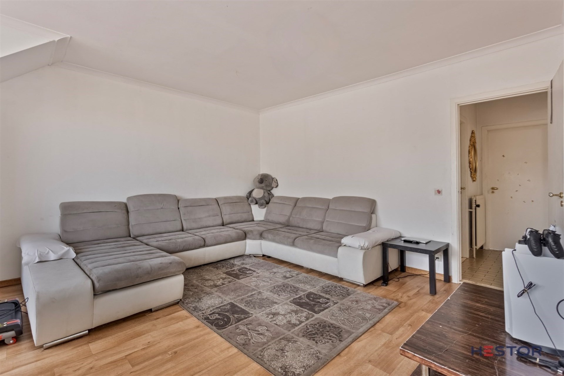 Lichtrijk twee slaapkamerappartement in het hartje van Temse - foto 2