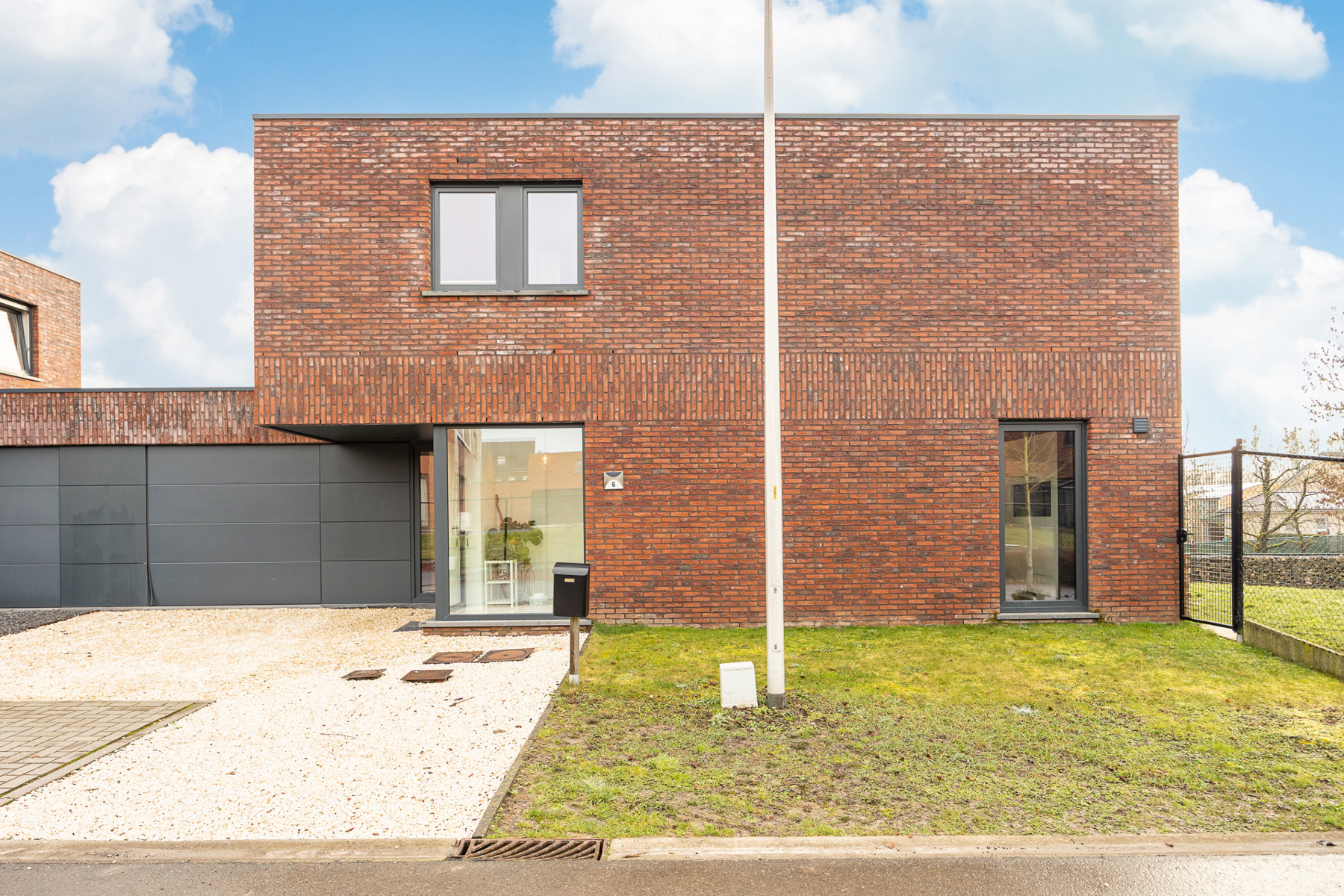 Huis te koop in Hasselt met 3 slaapkamers - foto 2