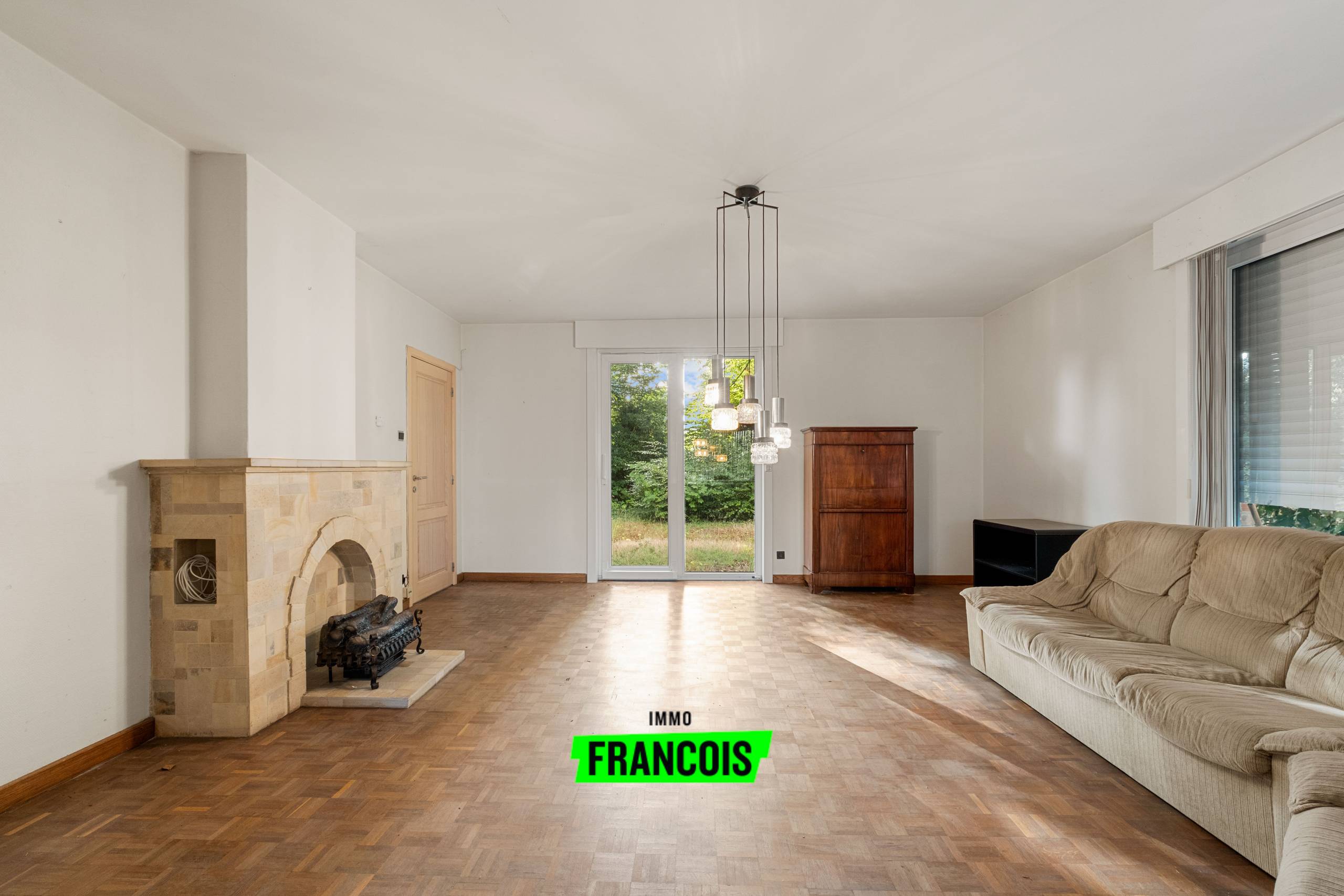 Te renoveren alleenstaande woning met tuin op toplocatie te Sint-Michiels - foto 4