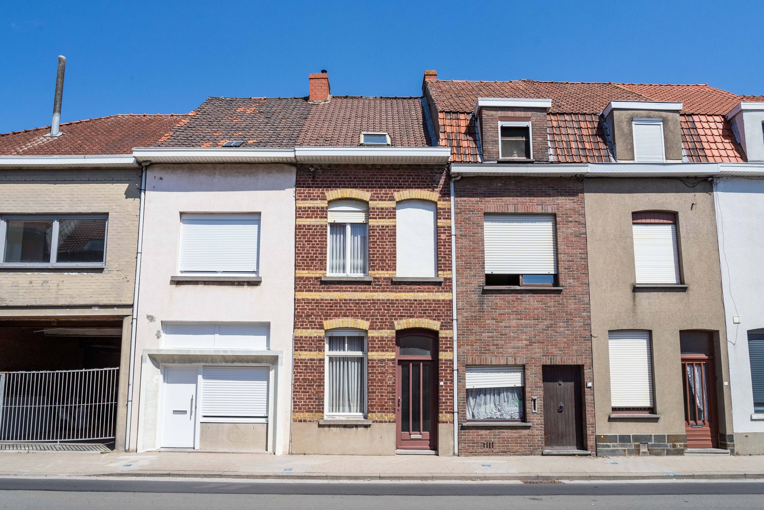 Te renoveren woning met 3 slaapkamers en tuin - foto 1