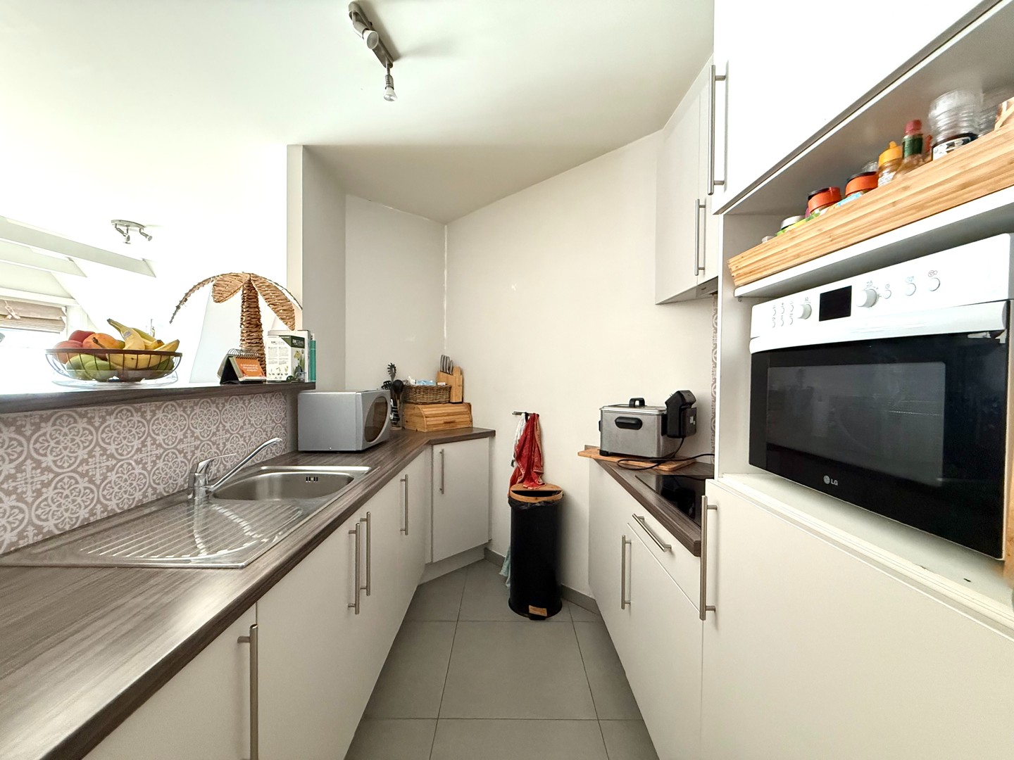 Stijlvol duplexappartement met 2 slaapkamers en overdekte staanplaats - photo 4