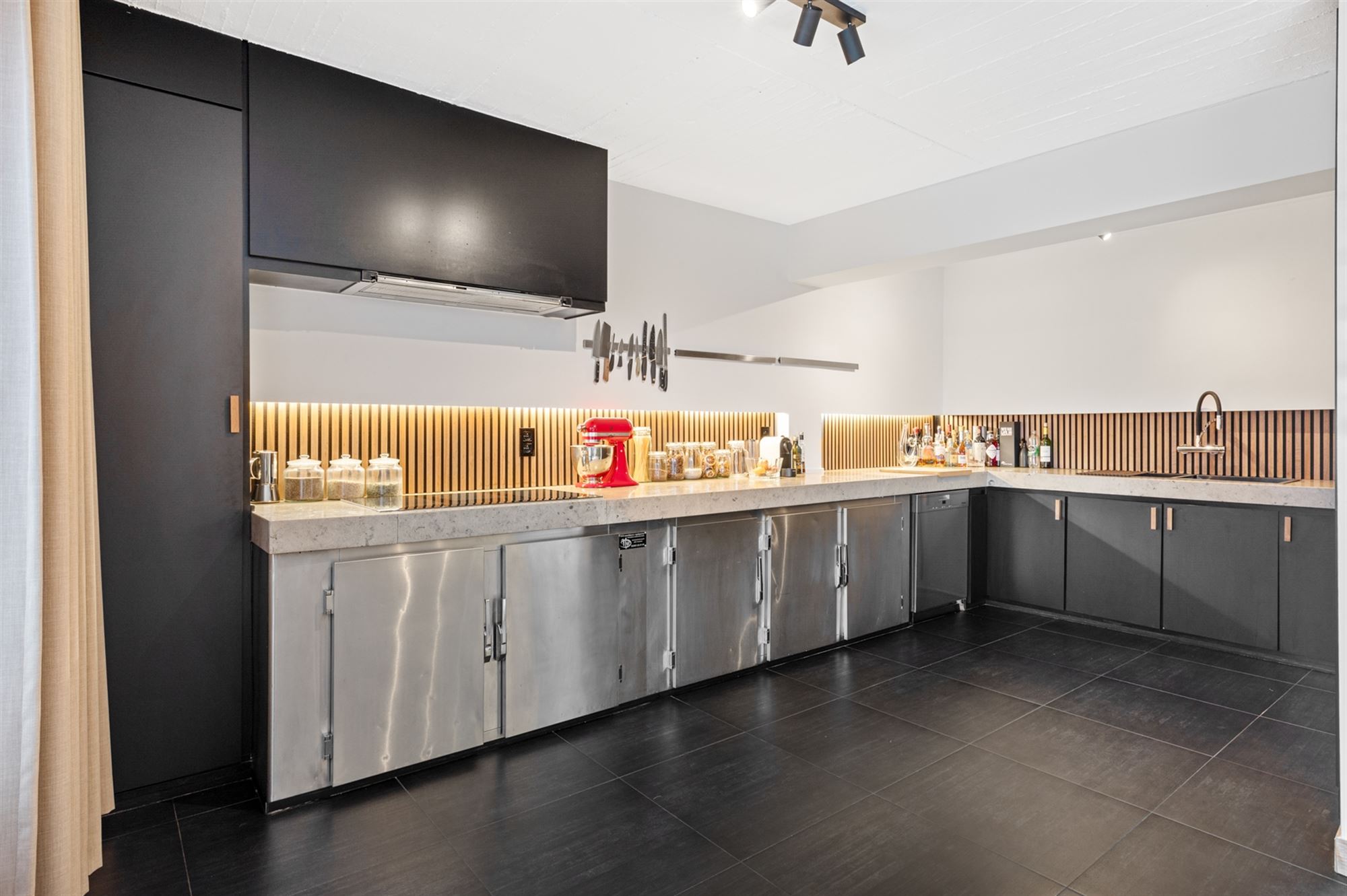 Appartement met terras en 2 slaapkamers. - foto 5