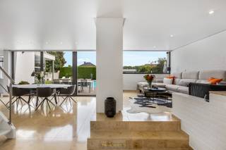 1ste bezoekdag zaterdag 15 november! Inschrijven kan via www.nobels.be onder referentienummer 4183103.INSTAPKLARE VILLA met PRACHTIG AANGELEGDE TUIN...