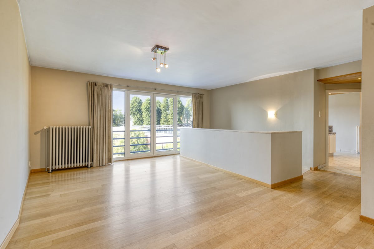 Belle propriété résidentielle et commerciale à vendre dans le centre d'Eernegem - photo 4