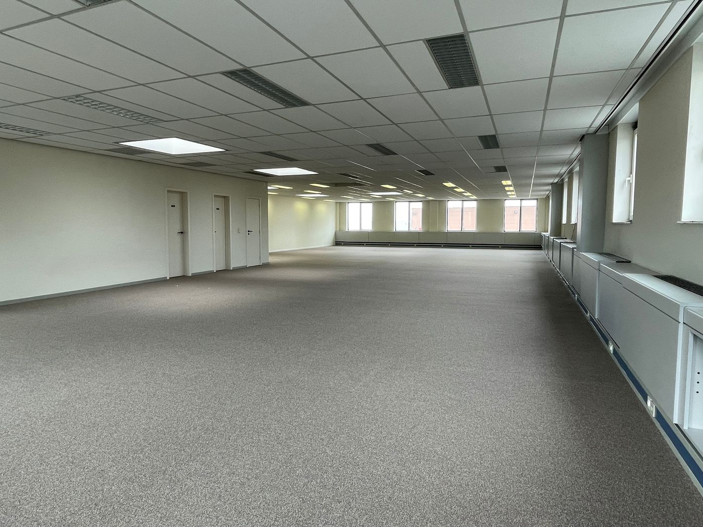 305 m² instapklare kantoren langs Leuvensesteenweg - foto 2