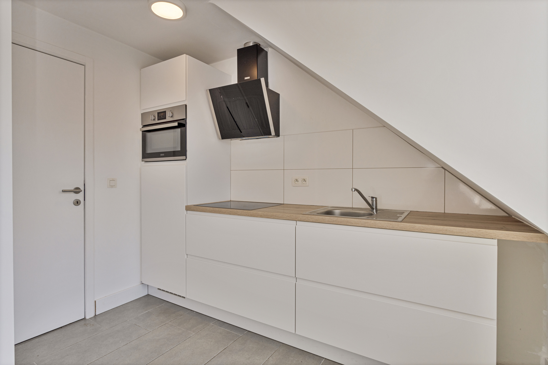 Leuk gerenoveerd appartement met één slaapkamer! - foto 5