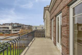 Appartement te koop in Edegemindeling:Tweede verdieping:- inkomhal- woonkamer- west-gericht terras (ca. 12m²)- open uitgeruste keuken- berging...