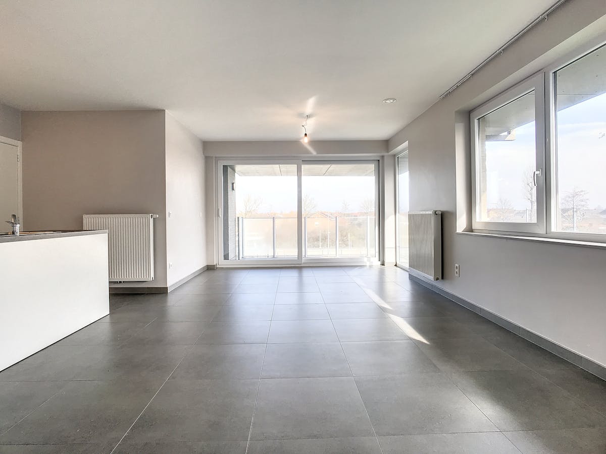 Appartement met 2slaapkamers + staanplaats te huur in Veurne - foto 5