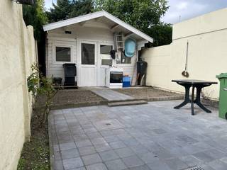 Kijkdag dinsdag 21/10 van 16.00 uur tot 18.00 uur.Deze standaard rijwoning in Heusden is een perfecte keuze voor wie op zoek is naar een gezellige en...