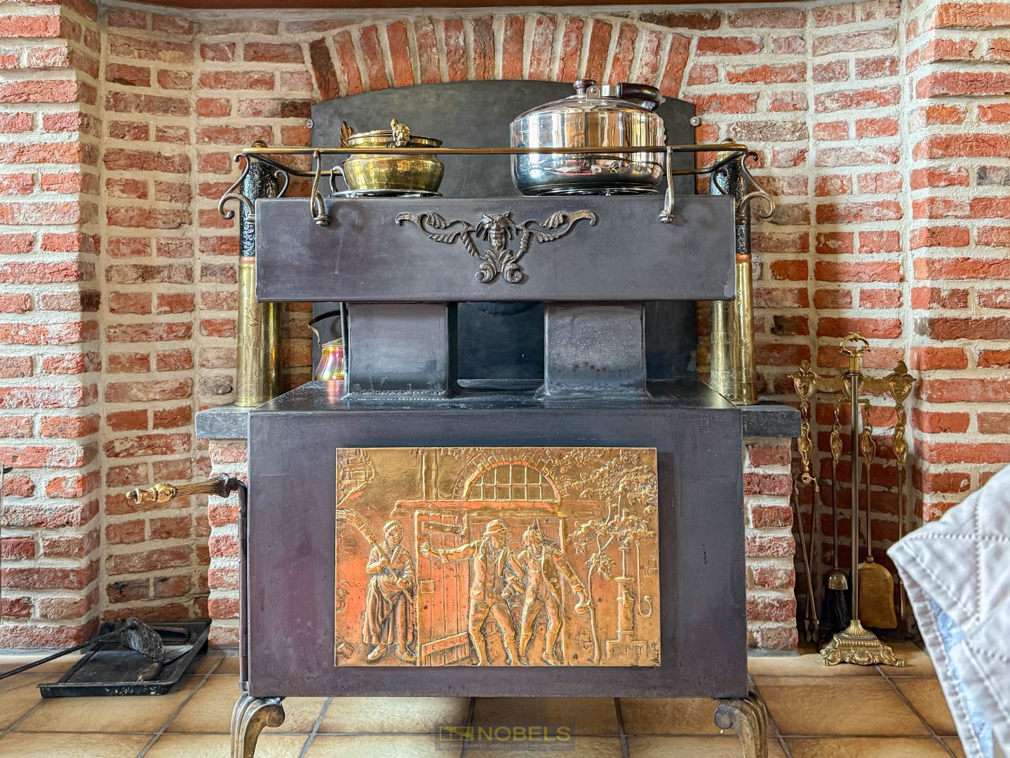 Te koop, te moderniseren villa op 14 are in doodlopende straat te Overboelare - foto 4