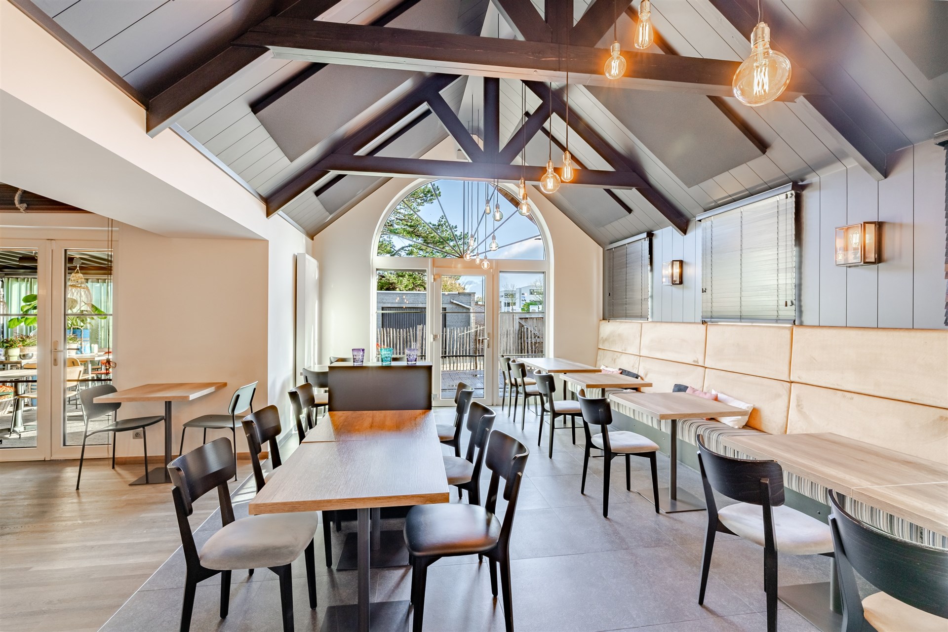 Gekend restaurant/brasserie op toplocatie nabij Aalst - foto 2