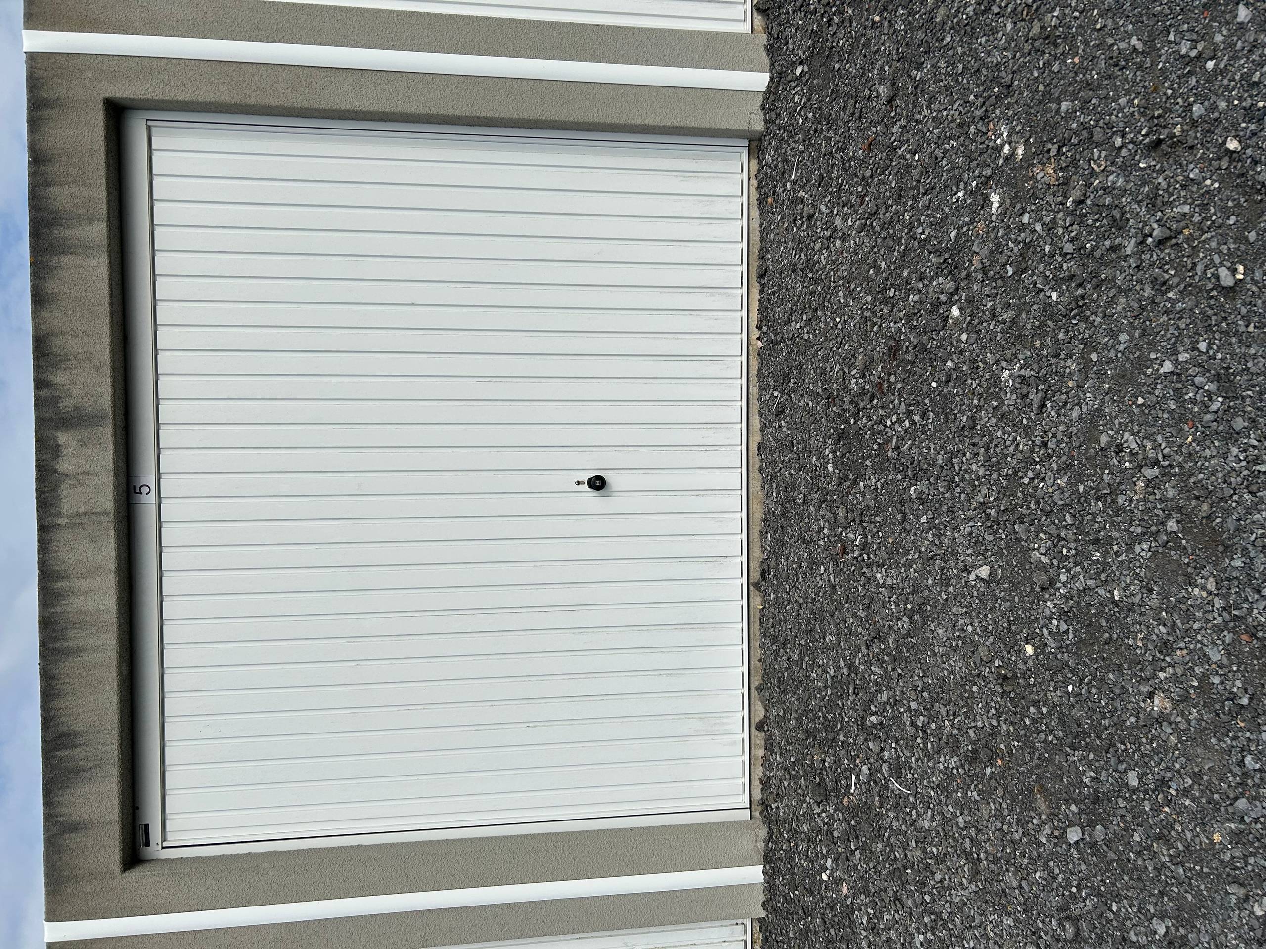 Garage for rent in Nieuwkerke - photo 2