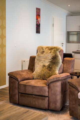 [[ DIT PAND NEEMT DEEL AAN DE ERA OPEN HUIZEN DAG OP 6/12 VAN 14:30 TOT 15:30 ]] Dankzij de uitstekende, rustige ligging doch nabij openbaar vervoer...