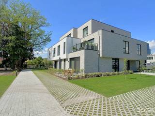 Residentie VEERTIEN, stijlvol & energiezuinig wonen in Zandhoven!Op dezelfde plek waar vroeger 14 billekens de toog versierden, bouwen we vandaag aan...