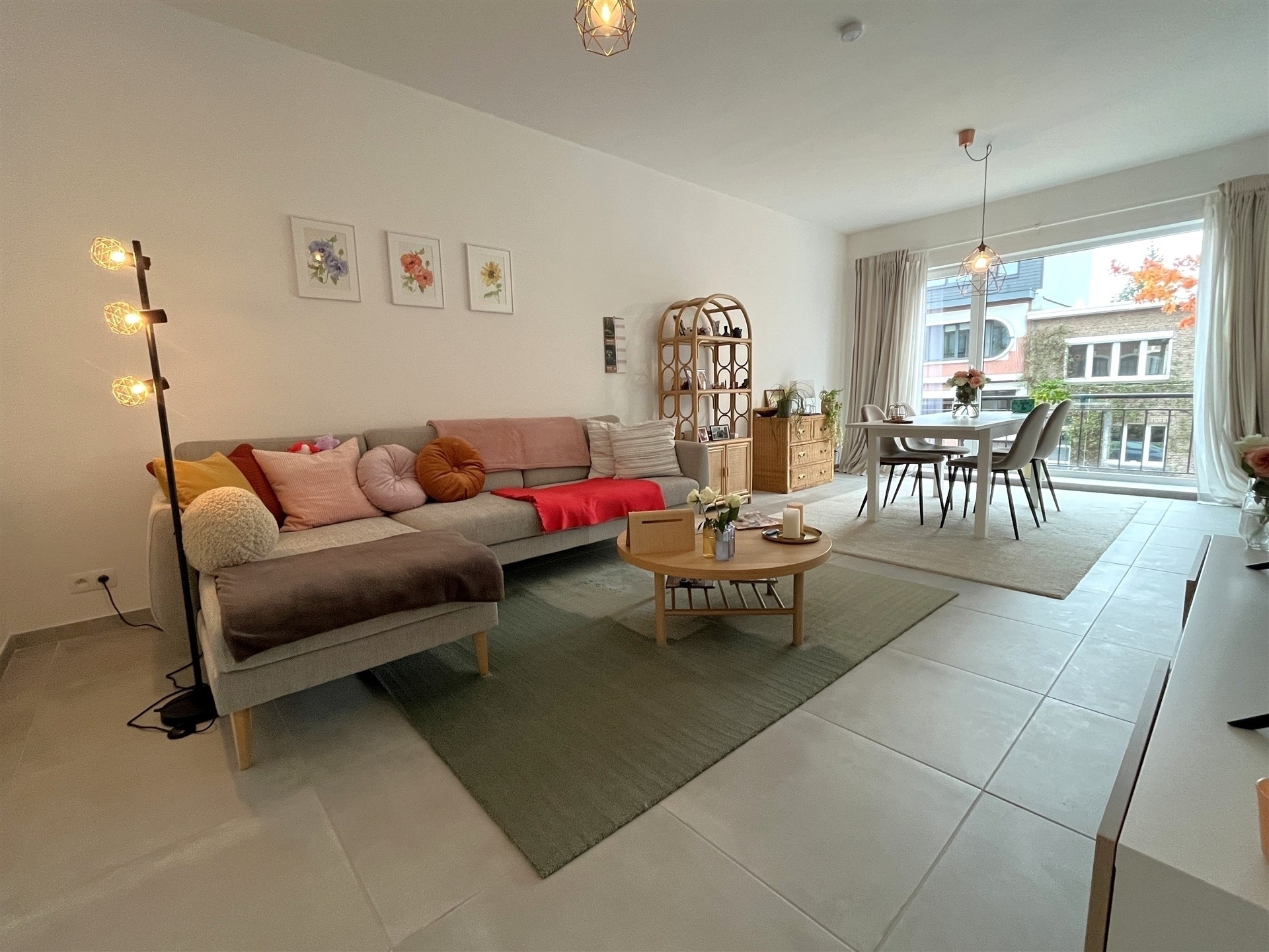 Appartement met 2 slaapkamers en terrasje! - foto 4