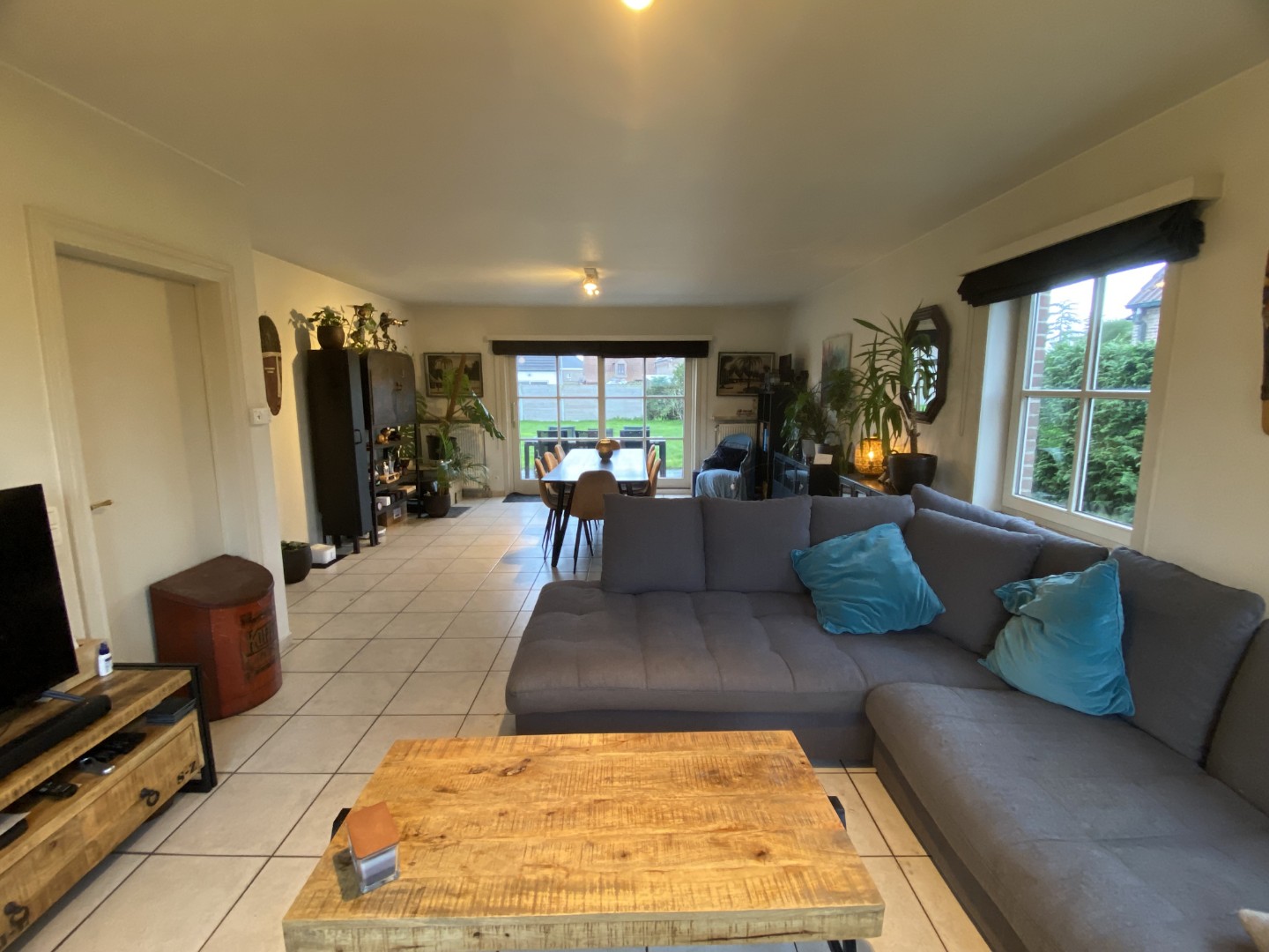 Ruime gezinswoning in een residentiële omgeving - foto 4