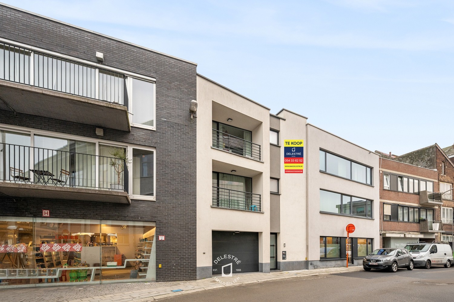 Interessante opbrengsteigendom in hartje Halle – handelsruimte met 2 recente appartementen - foto 2
