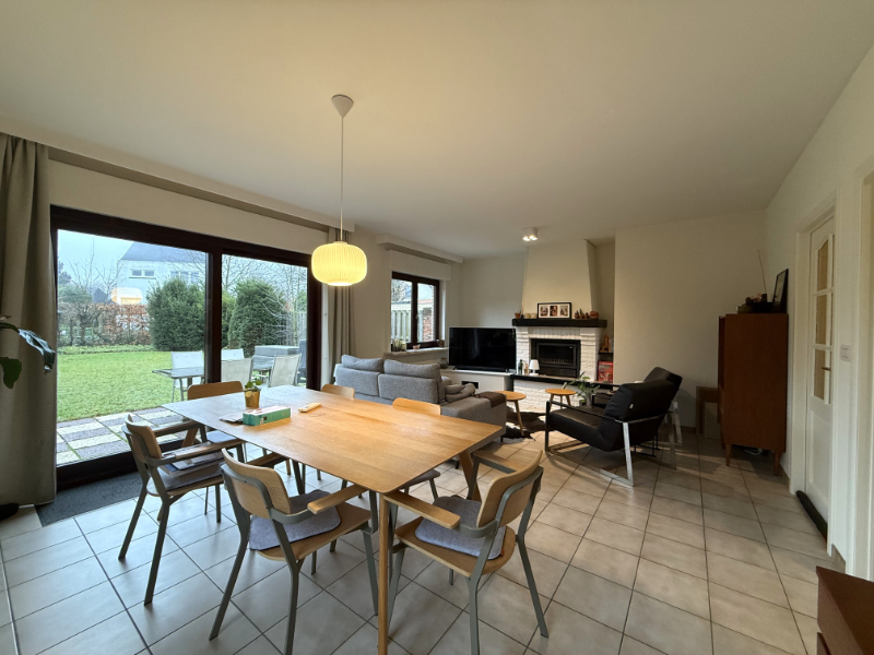 Instapklare halfopen woning met tuin nabij Sint-Pietersstation - foto 3