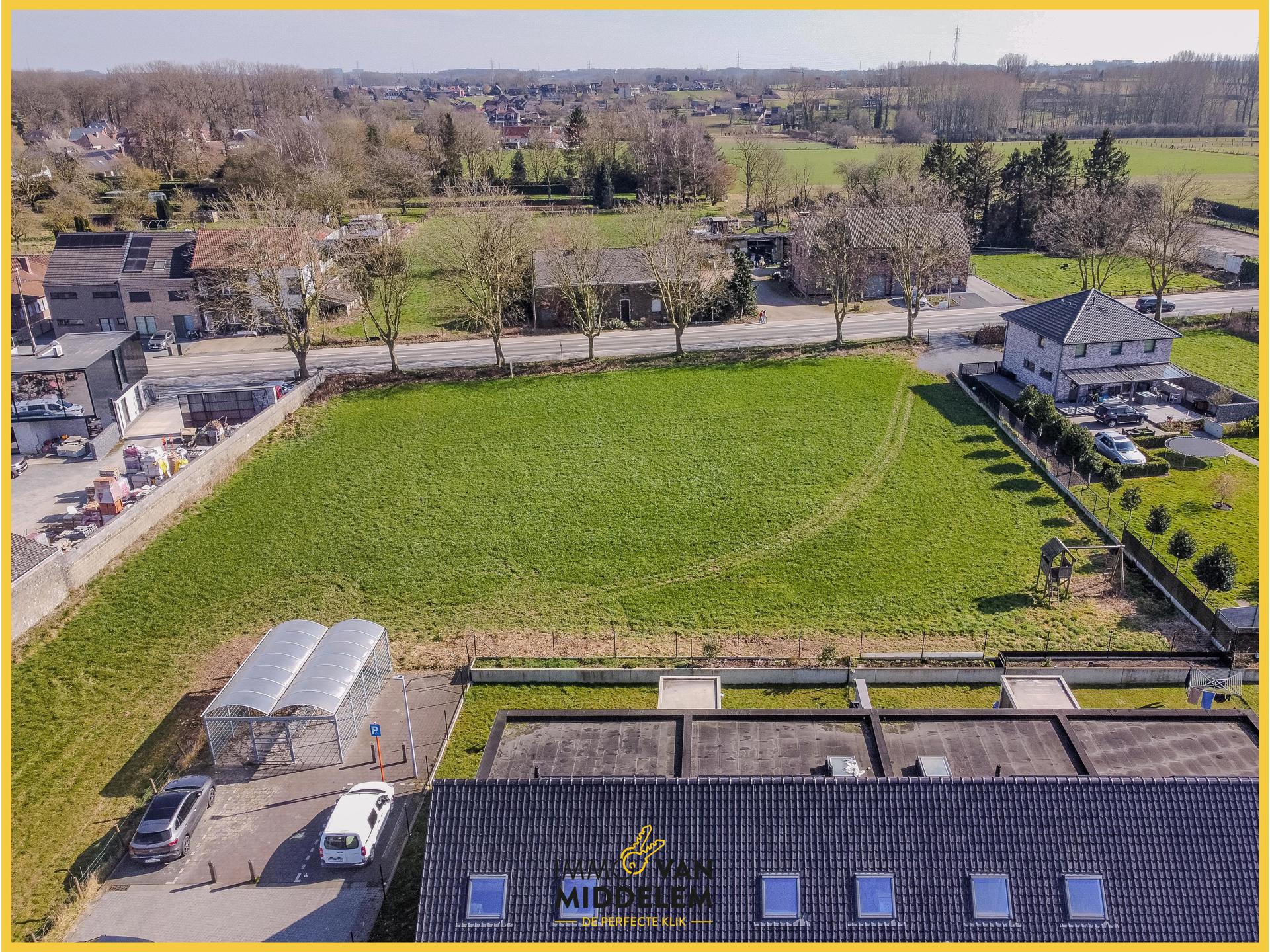 CENTRAAL GELEGEN BOUWGROND VAN +/-6a13ca VOOR HOB - foto 2