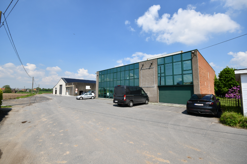 Magazijn van 800m² - foto 4