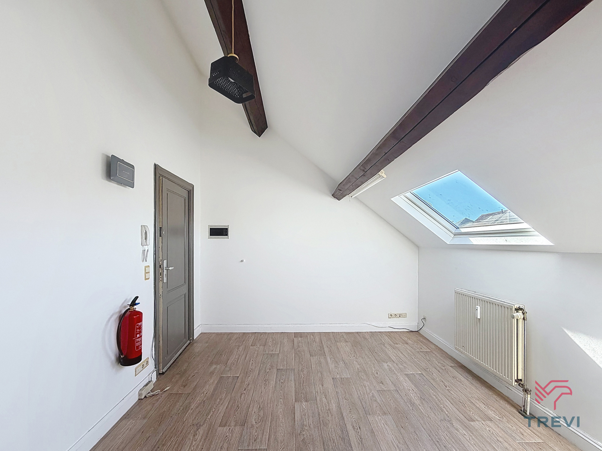 Ongemeubileerde studio, ideaal gelegen - foto 2
