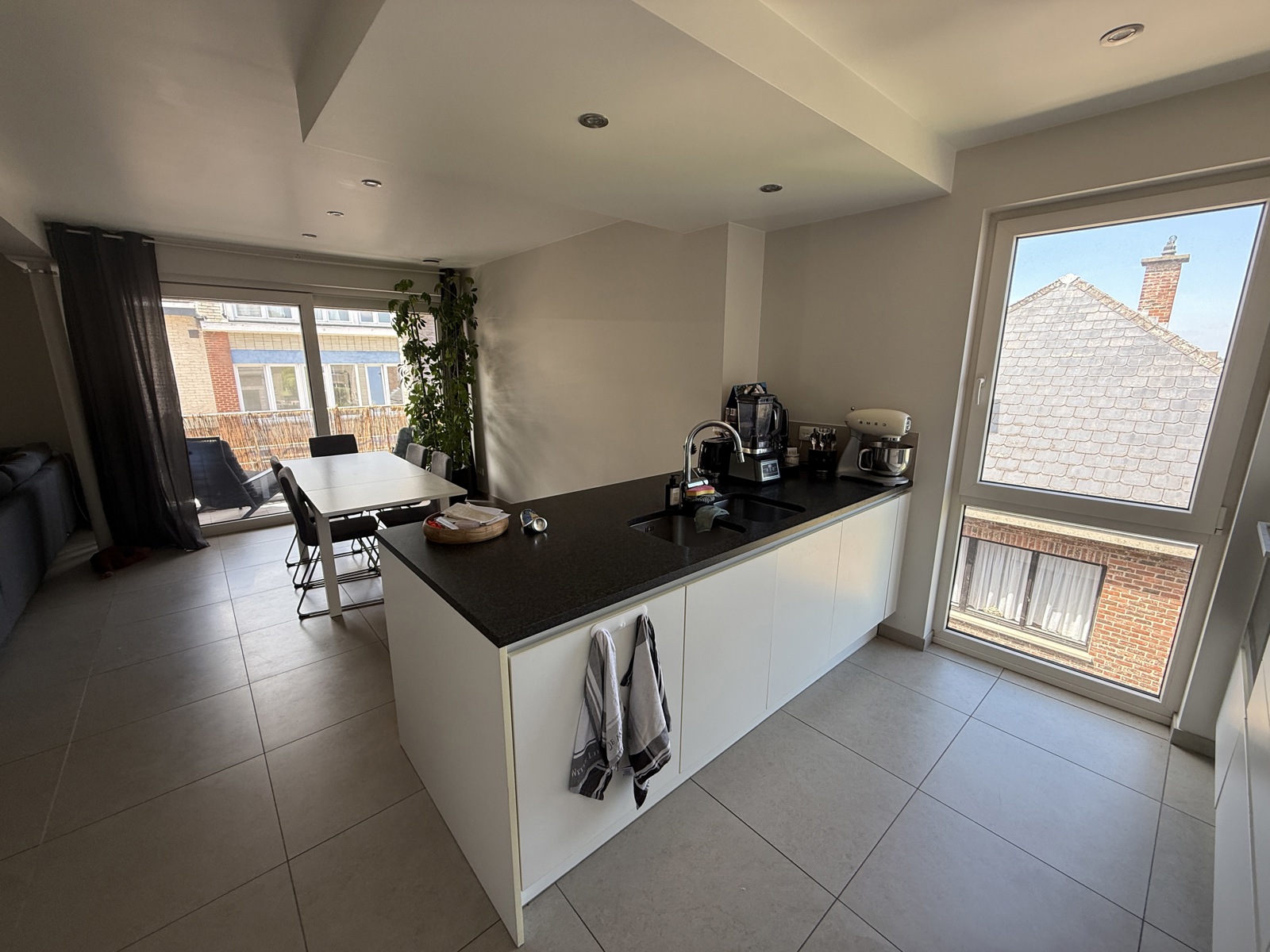 Recent duplex-appartement met 3 slaapkamers en garage - foto 4