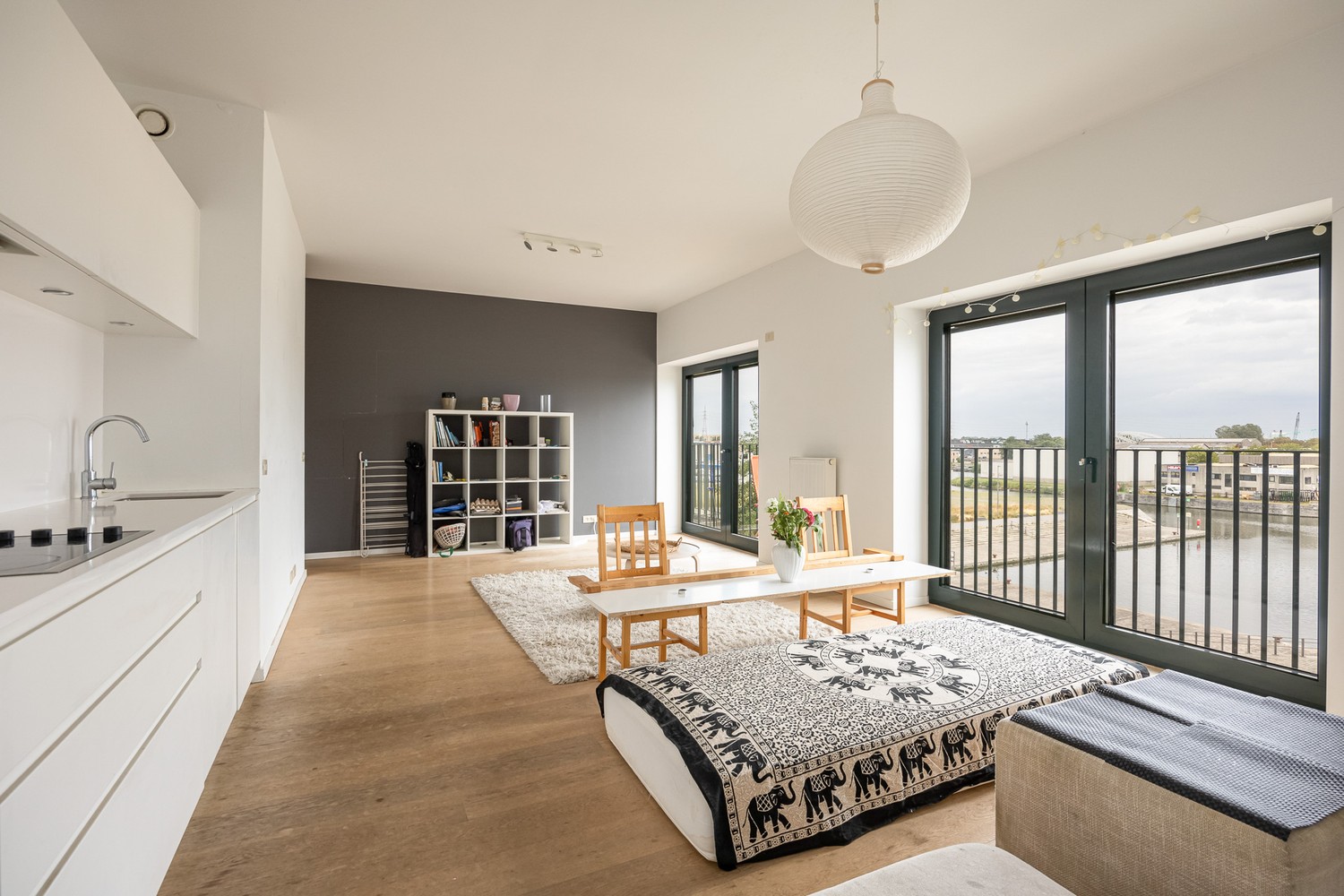 Modern 3 slpk appartement met terras en panoramisch uitzicht op het Eilandje - foto 3