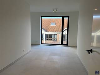 Aantrekkelijk en energiezuinig nieuwbouwappartement te huur in hartje HaasdonkIn een kleinschalige nieuwbouwresidentie stellen we graag één van de...
