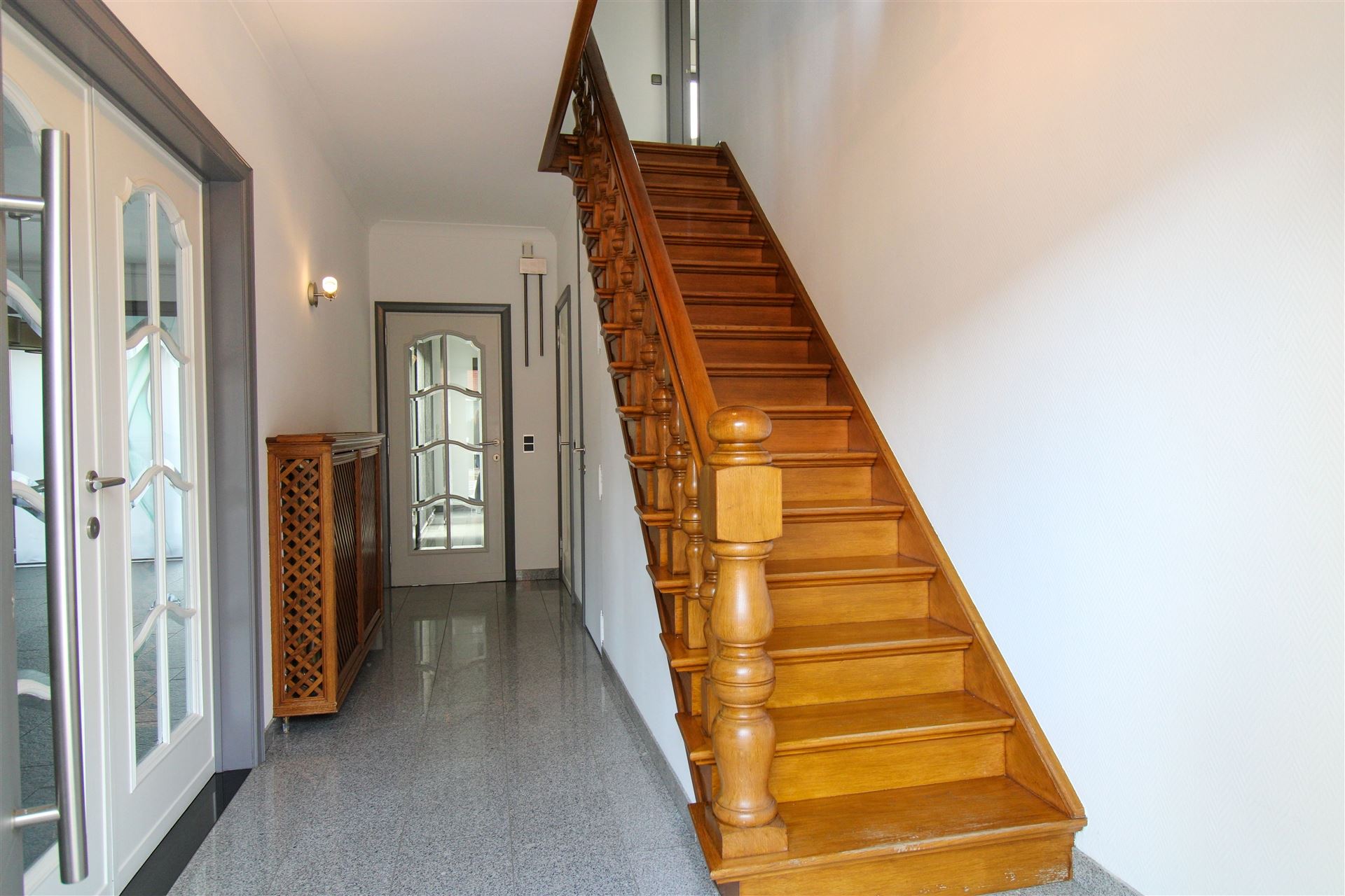 Maison à vendre à Maasmechelen avec 6 chambres - photo 2