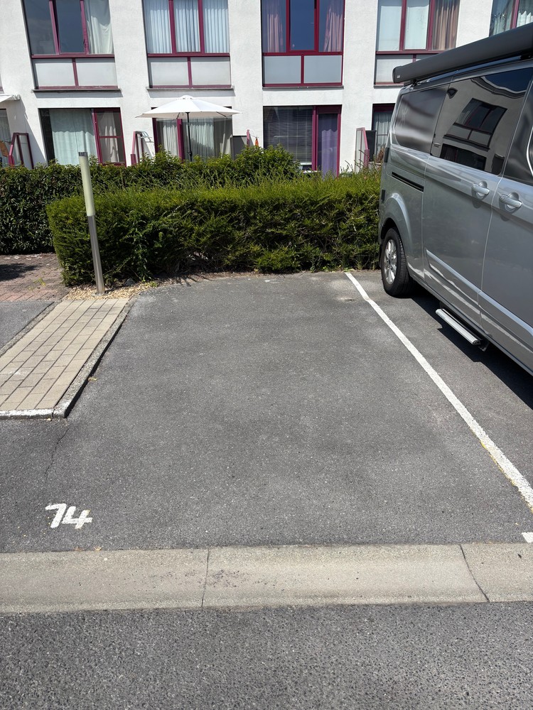 PARKING BLEKKAERT - STAANPLAATS 14 - photo 2
