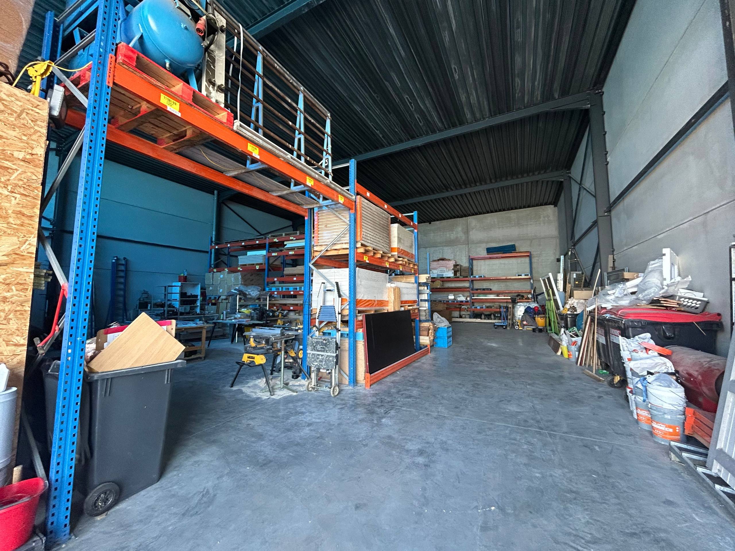 KMO-Unit te huur op uiterst handige ligging te Oostende. - foto 4