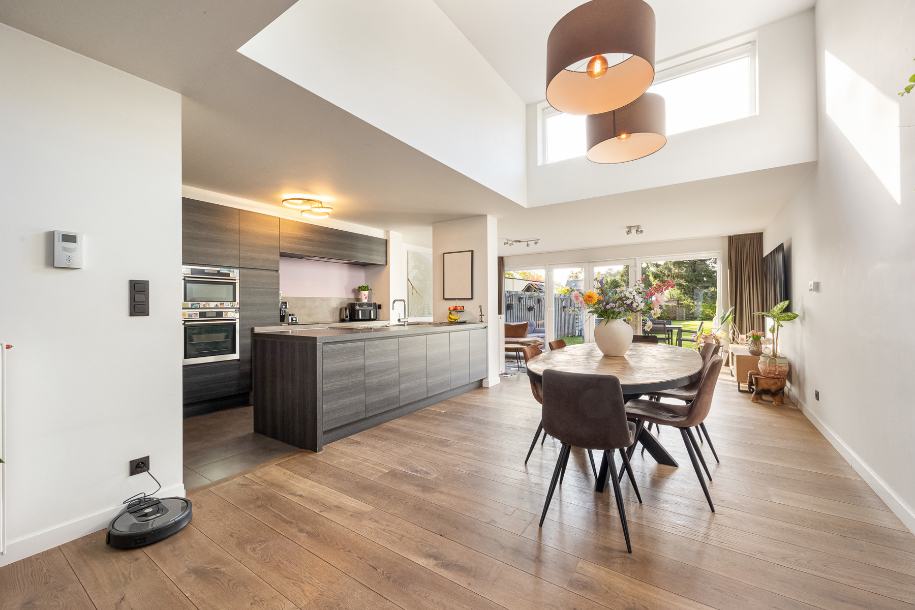 Lichtrijke woning met 4 slk, 2 bdk en garage in wijk Elshout - foto 5