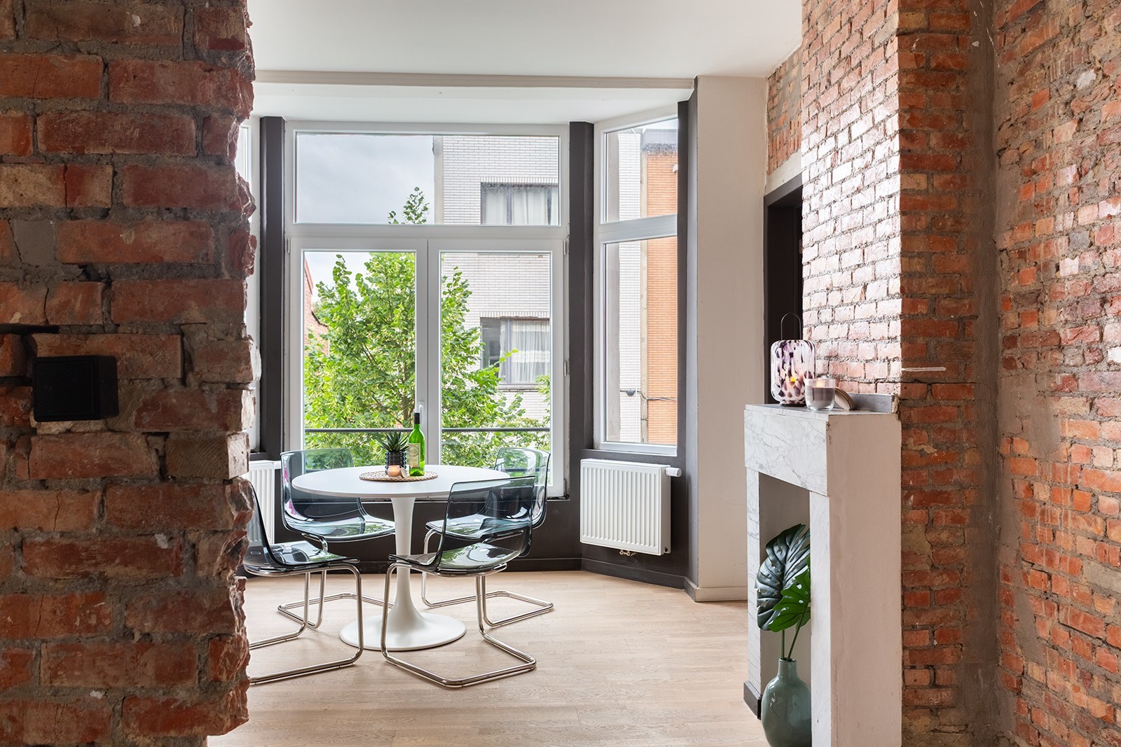 Lichtrijk hoek appartement met karakter! - foto 2