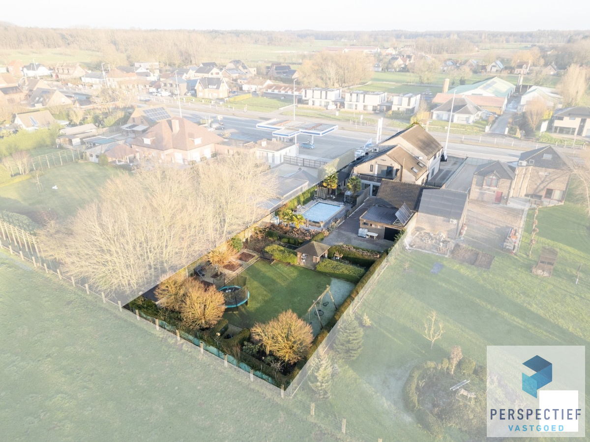 Handelspand met Winkelruimte, Magazijn en Woonst op 1.682 m² - foto 5