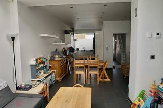 Te huur: Gezellige rijwoning in Leuven (binnen de ring)Ben je op zoek naar een rustige en comfortabele woning in het hartje van Leuven? Deze leuke...